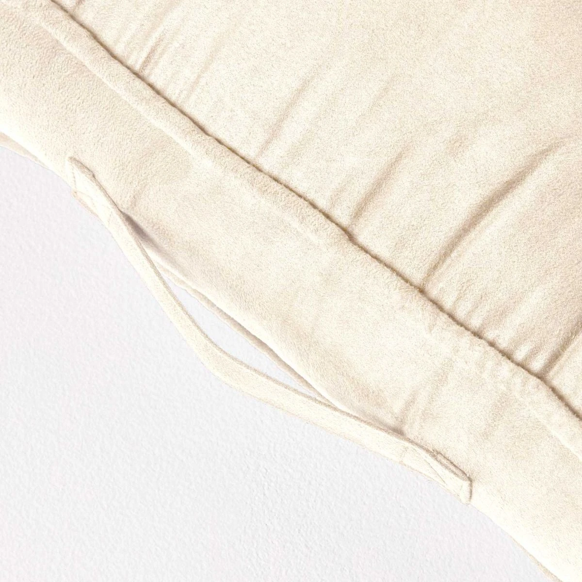 Komfortables Sesselkissen Mit Veloursbezug – Sitzkissen Creme, 50 X 50 Cm 4 Komfortables Sesselkissen Mit Veloursbezug – Sitzkissen Creme, 50 X 50 Cm – Bild 4