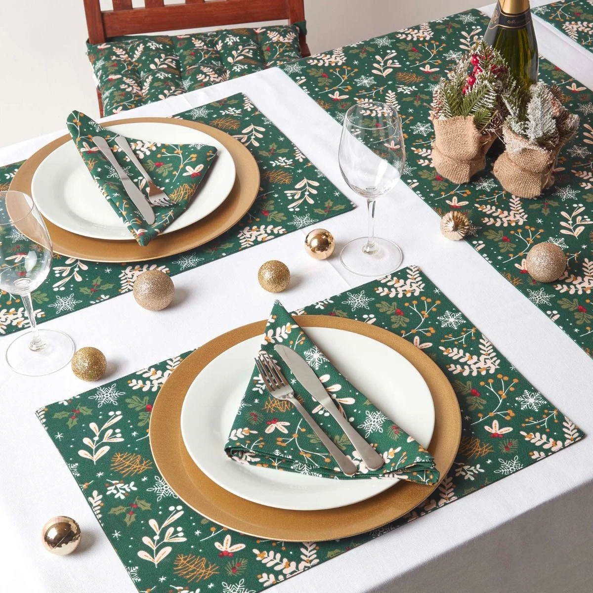 Weihnachts-Tischset Weihnachtlicher Wald, Grün, 4er Set 2 Weihnachts-Tischset Weihnachtlicher Wald, Grün, 4er Set – Bild 2