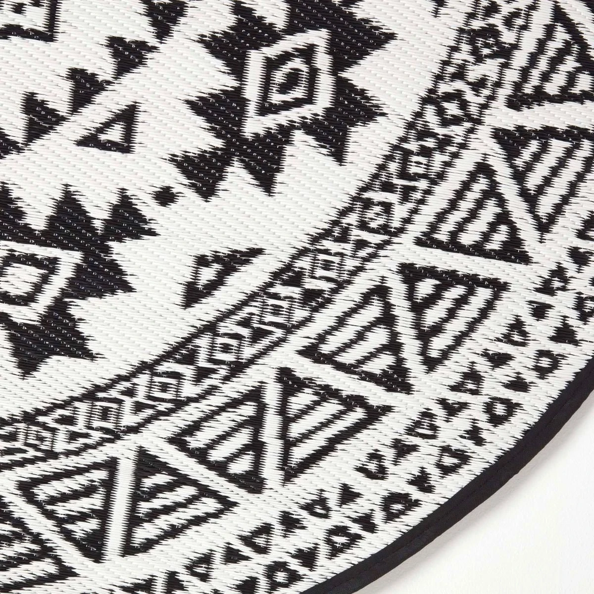 Doppelseitiger Außenteppich Mit Muster, 180 X 180 Cm, Schwarz-weiß 6 Doppelseitiger Außenteppich Mit Muster, 180 X 180 Cm, Schwarz-weiß – Bild 6