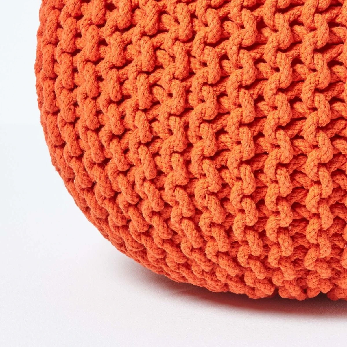 Runder Strickpouf 100% Baumwolle, Orange 4 Runder Strickpouf 100% Baumwolle, Orange – Bild 4