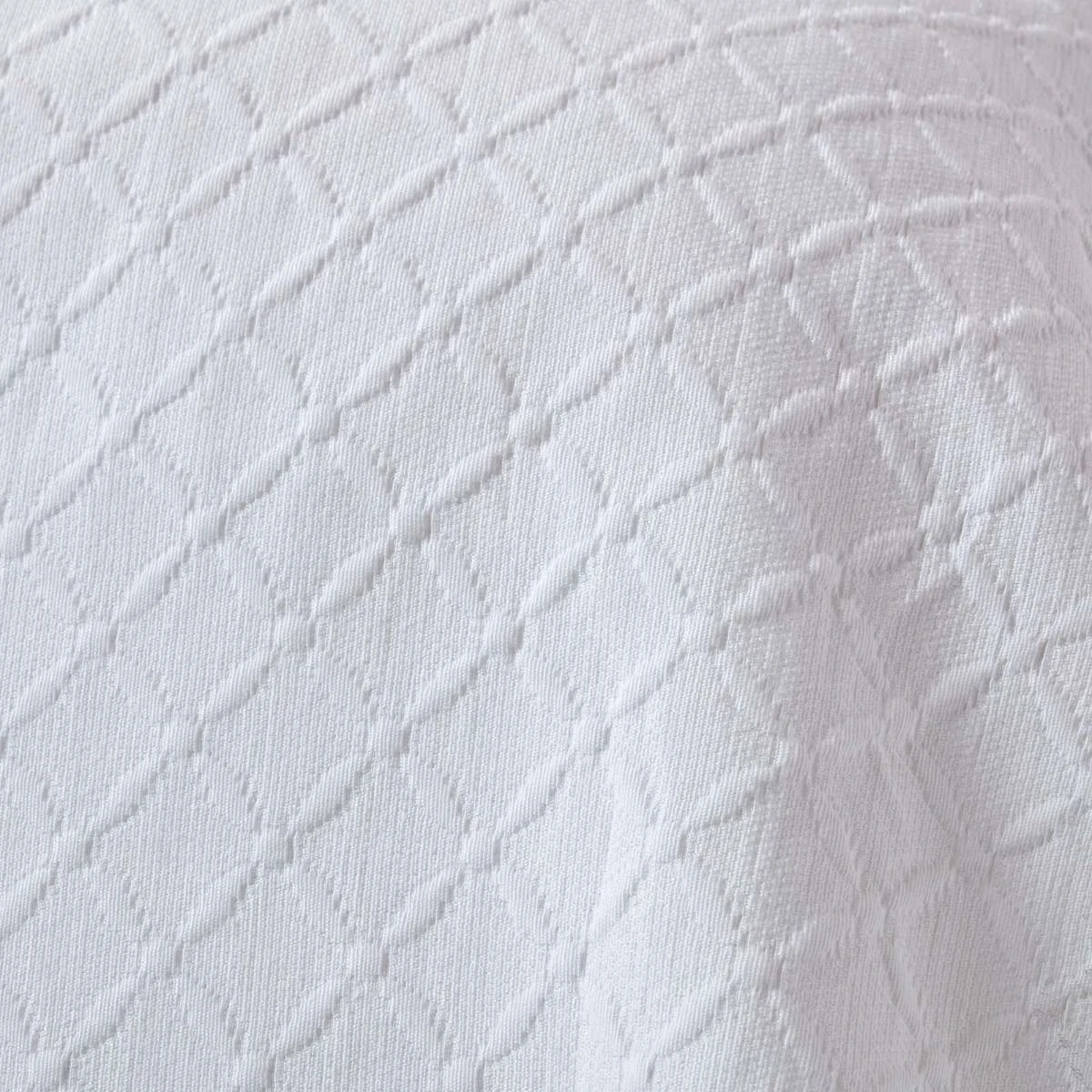 Weiße Tagesdecke Mit Diamant-Muster 3 Weiße Tagesdecke Mit Diamant-Muster – Bild 3