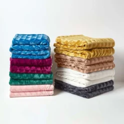 Kuschelige Samtdecke Mit Dreiecksmuster – Sherpa-Decke Hellbraun 11 Kuschelige Samtdecke Mit Dreiecksmuster – Sherpa-Decke Hellbraun -Homescapes Sale Haus sf2309 6 3