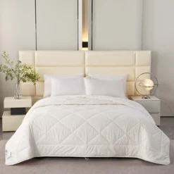 Schafwolldecke – Schwere Bettdecke Herbst/Winter Mit Wollfüllung 13 Schafwolldecke – Schwere Bettdecke Herbst/Winter Mit Wollfüllung -Homescapes Sale Haus wool duvet1 1 4